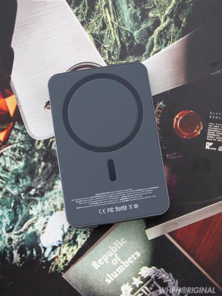 Magsafe Powerbank Magnetic Wireless Charger