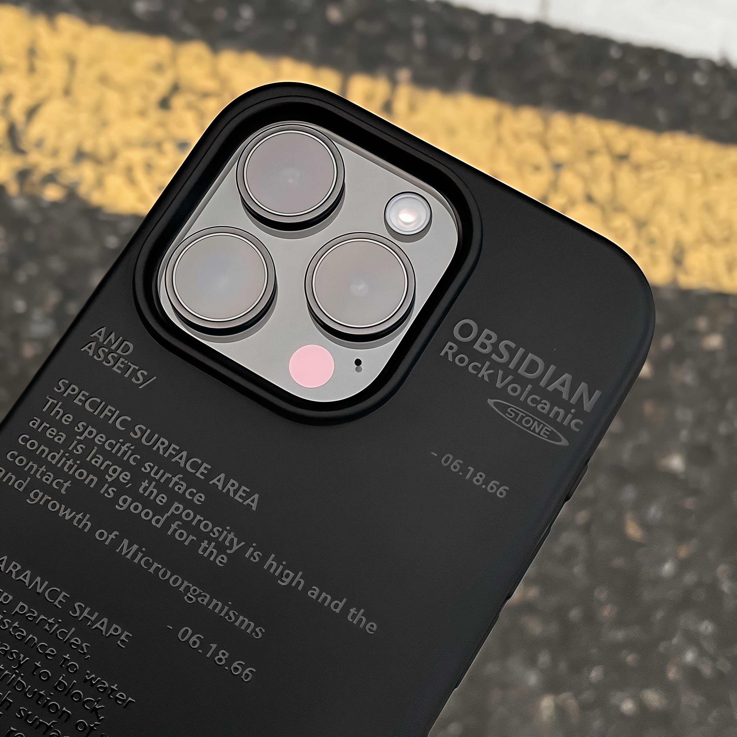 Creative Design Obsidian Case